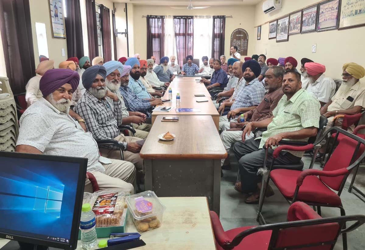ਪੰਜਾਬ ਪੁਲੀਸ ਪੈਨਸਰਜ ਵੈਲਫੇਅਰ ਐਸੋਸੀਏਸ਼ਨ ਜਿਲ੍ਹਾ ਮੁਹਾਲੀ ਦੀ ਮੀਟਿੰਗ ਵਿੱਚ ਮਸਲੇ ਵਿਚਾਰੇ